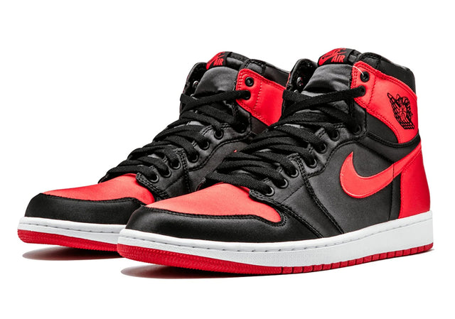 Air Jordan 1 Retro High OG "Satin Bred"