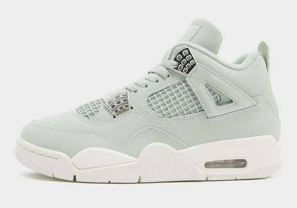 ミントページ Air Jordan 4 Retro 