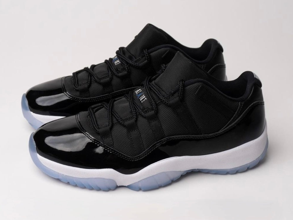 Air Jordan 11 Retro Low "Space Jam"