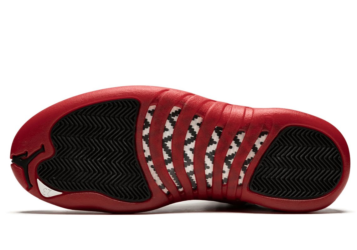 Air Jordan 12 Retro "Cherry"