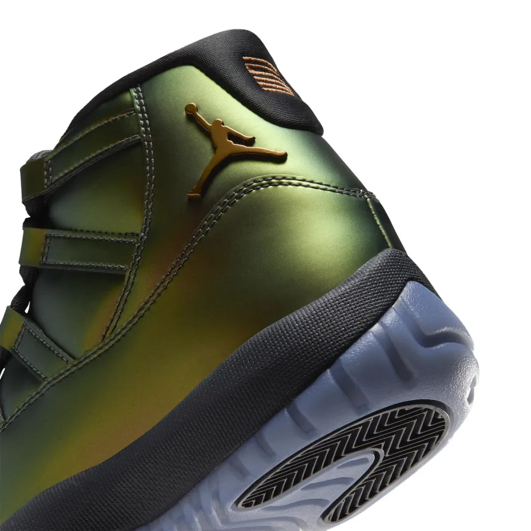 Air Jordan 11 Retro "Magic Ball"