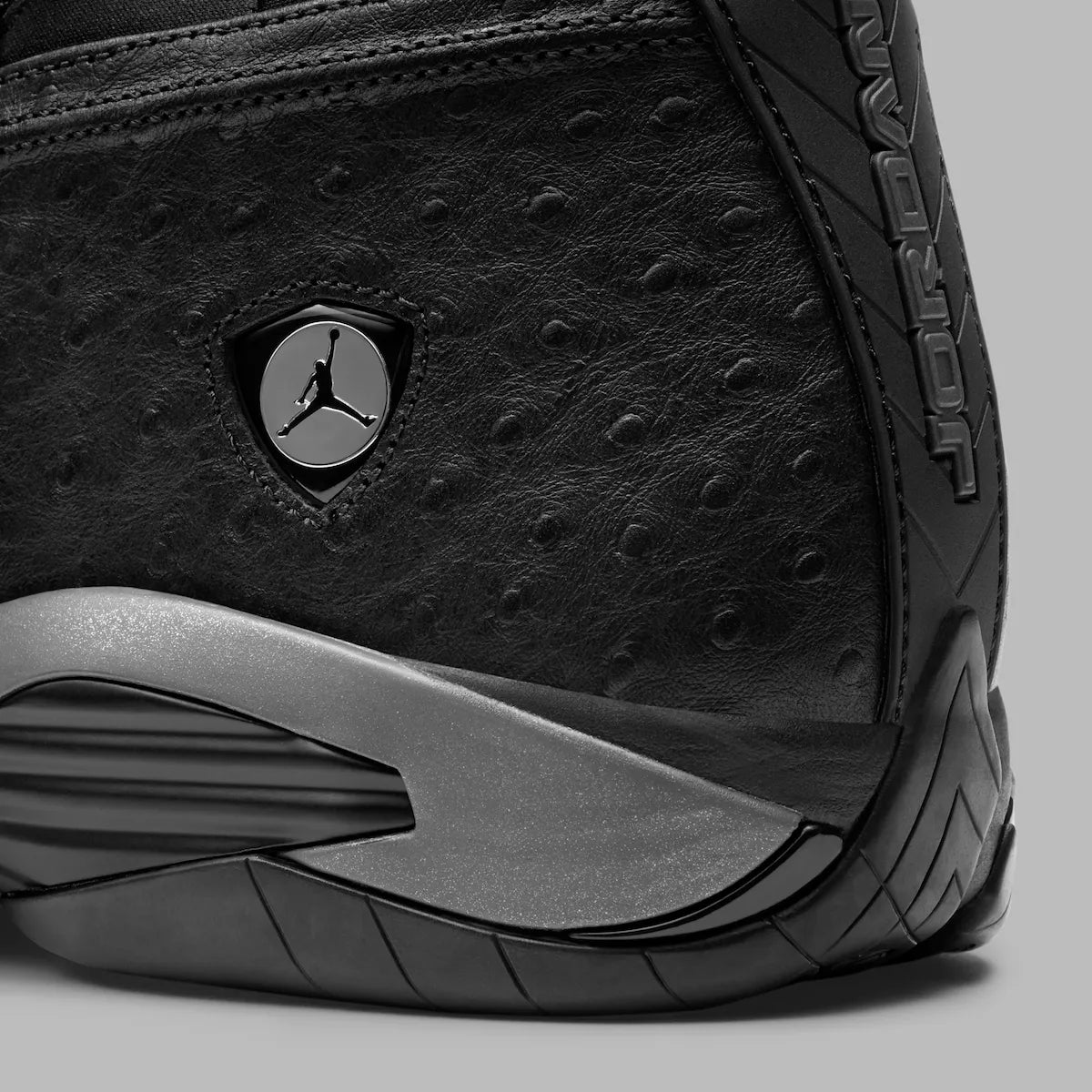 Air Jordan 14 Retro "Black Out"