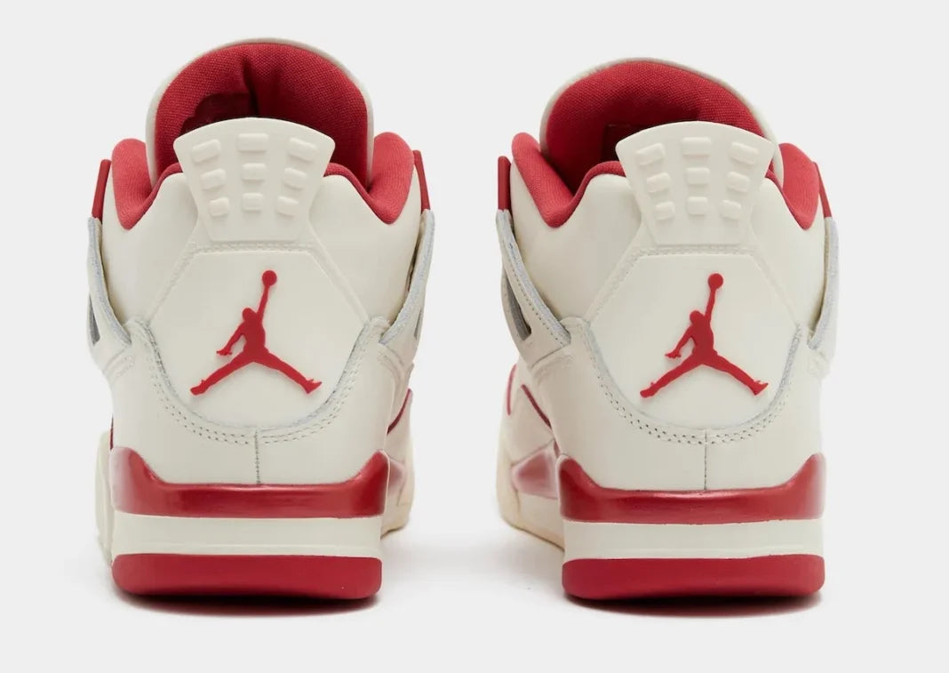 Air Jordan 4 Retro "Valentine Day"