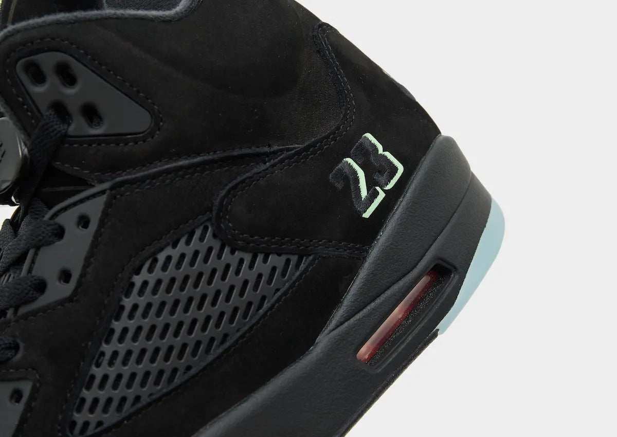 Air Jordan 5 Retro OG "Halloween"