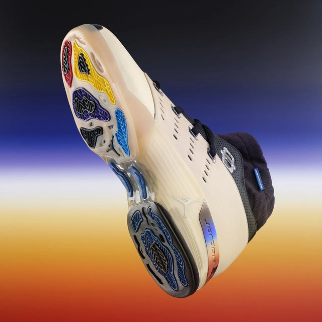 Air Jordan 17 Retro Low x Infinite Archives "Beach"