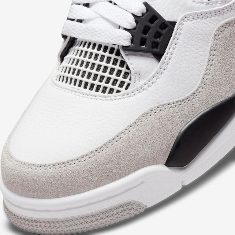 Air Jordan 4 Retro "Military Black"